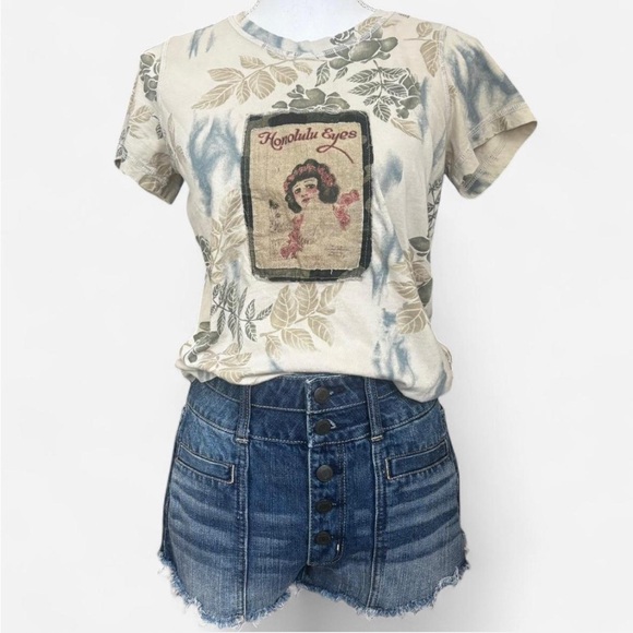 Hot Cotton Tops - Hot Cotton Honolulu Eyes Vintage Print Shirt